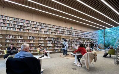 Un quebequés en la biblioteca García Márquez de Barcelona