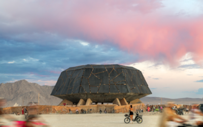 El Burning Man y las Fallas: arquitecturas efímeras que lo queman todo